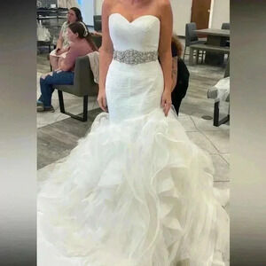 Pronovias - Mildred wedding dress size 8